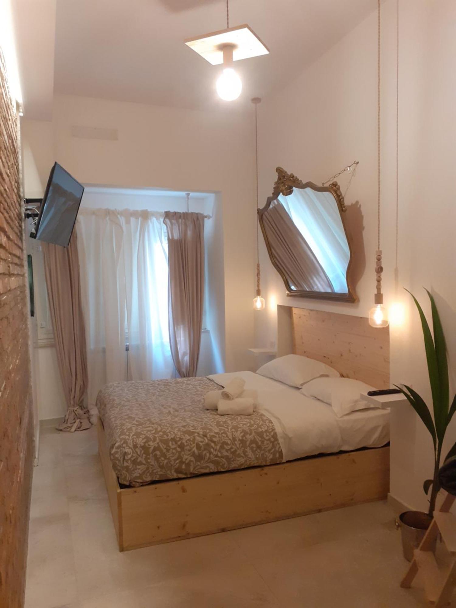 Arco Del Sacramento Casa Vacanze Benevento Room photo